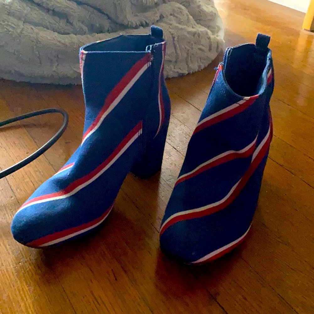 Cool booties